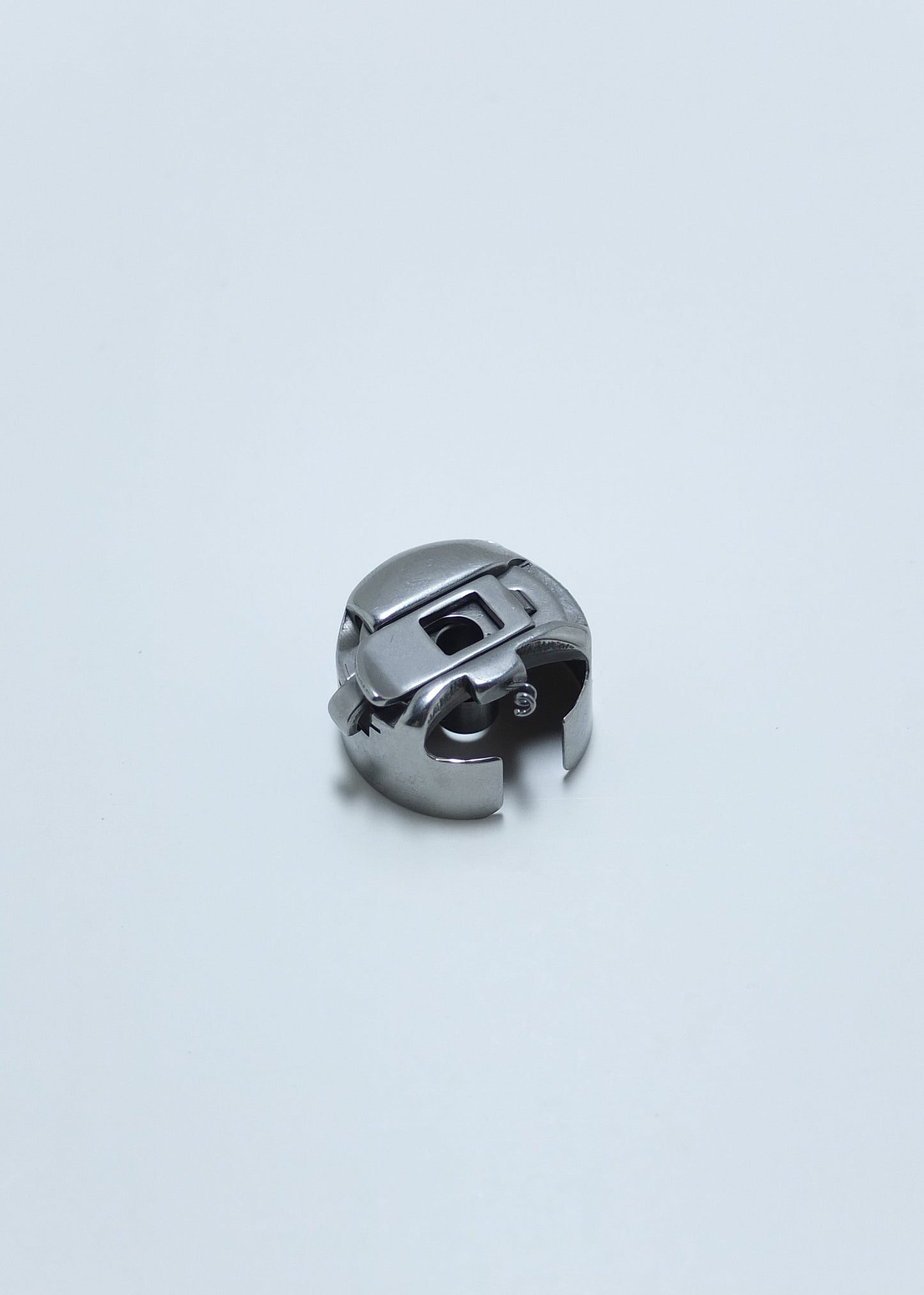 L SIZE TOWA BOBBIN CASE item 7BC3