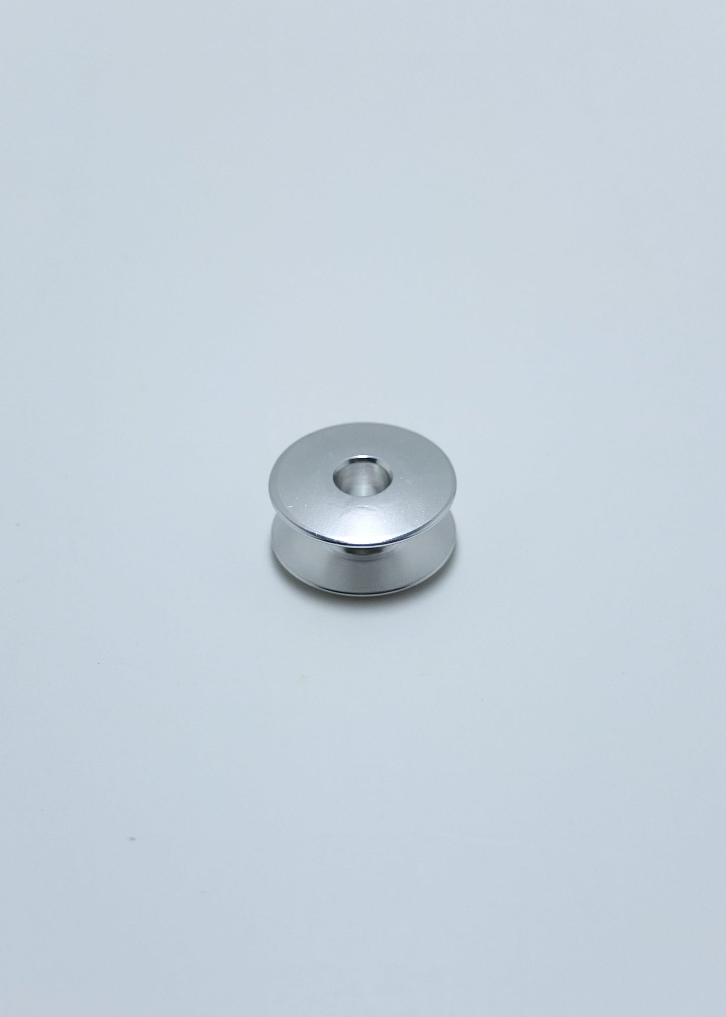 L SIZE ALUMINIUM BOBBIN item 7SB1