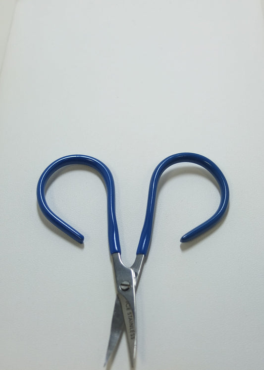 3 OPEN BOW EMB. SCISSORS item 8CAH3